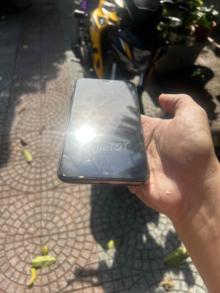 BÁN IPHONE 11 PRO MAX 64GB - Đã thay màn & Pin. Mua bán Điện thoại tại Quận Cẩm Lệ Đà Nẵng được đăng bởi Matthew Tran hình 1