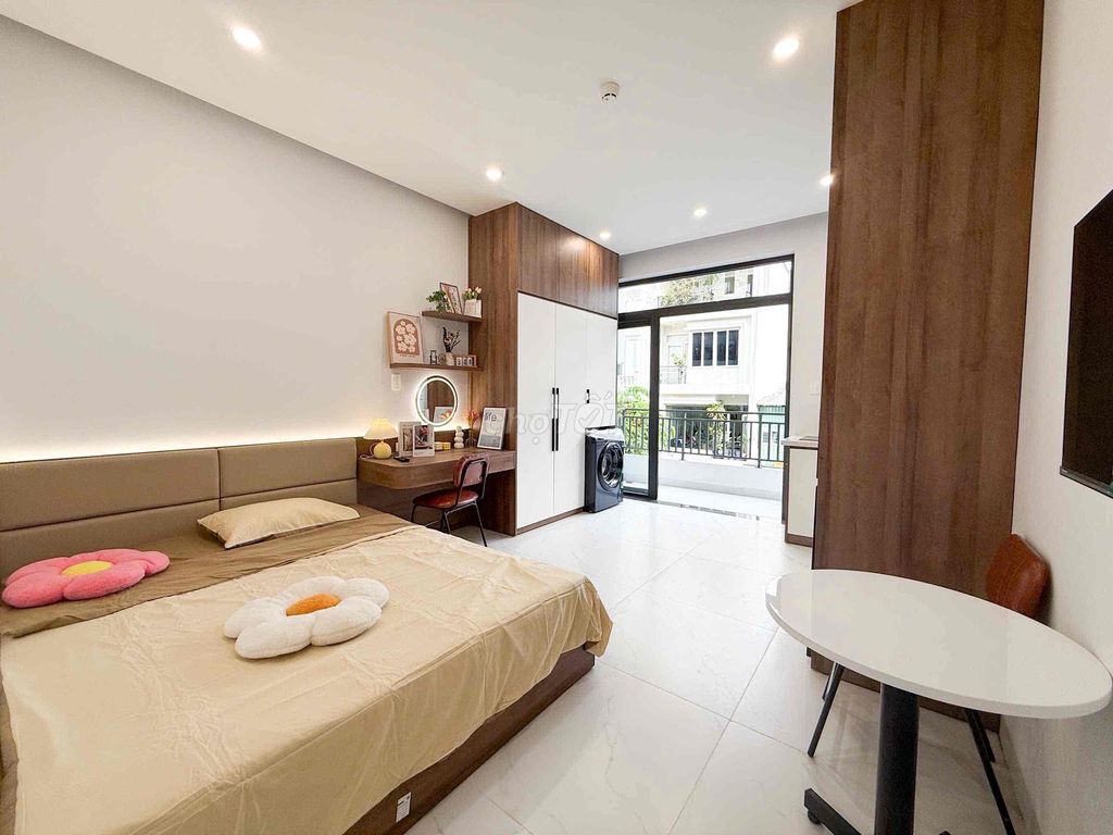 HỆ THỐNG PHÒNG STUDIO BAN CÔNG TRUNG TÂM QUẬN 7