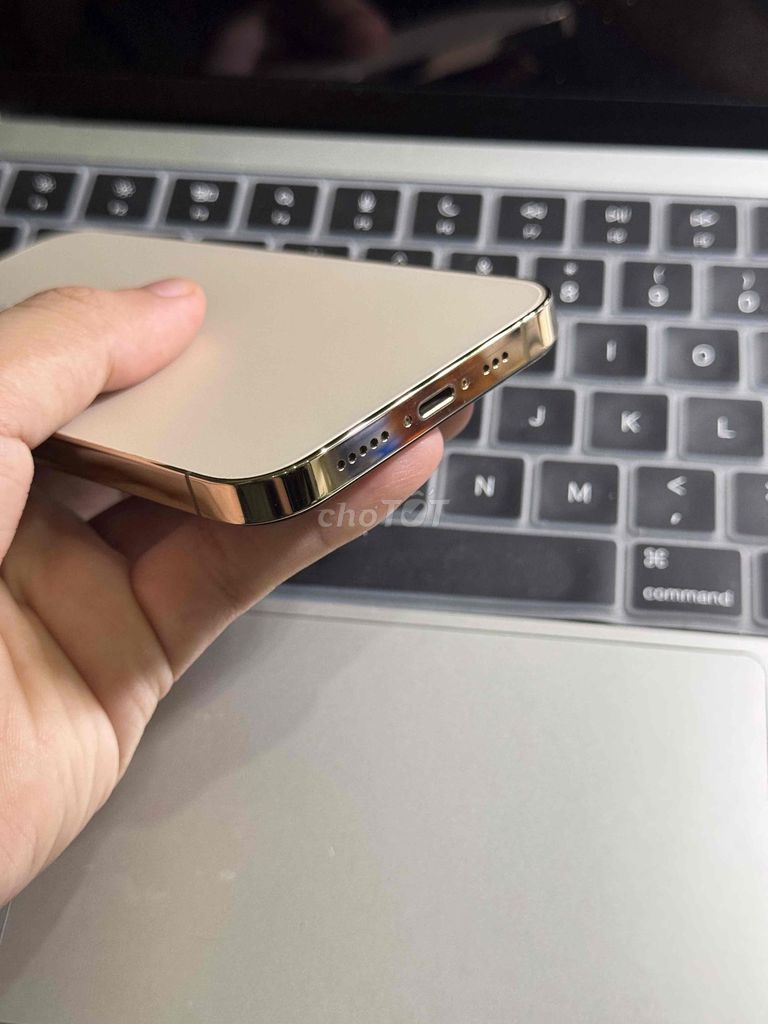 iPhone 12 Pro 128GB Vàng zin full đẹp 99. Mua bán Điện thoại tại Quận Gò Vấp Tp Hồ Chí Minh được đăng bởi Huy Hoàng hình 1
