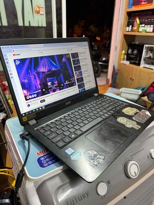 Thanh lí Laptop Acer I5gen 8.