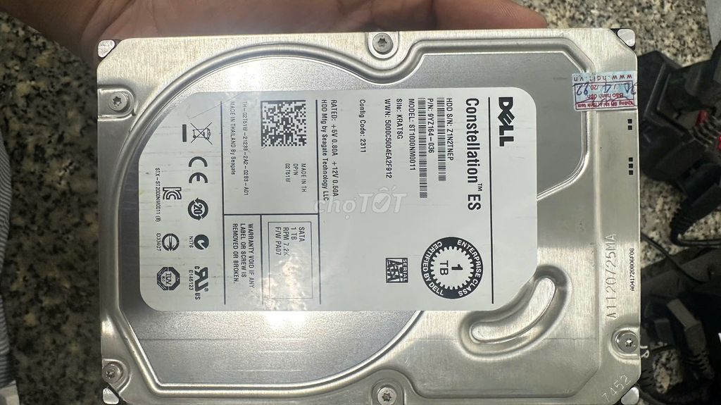 Ổ cứng HDD Dell  1TB SK 100%. Mua bán Linh kiện (RAM, Card...) tại Huyện Dầu Tiếng Bình Dương được đăng bởi Hoàng Võ hình 1