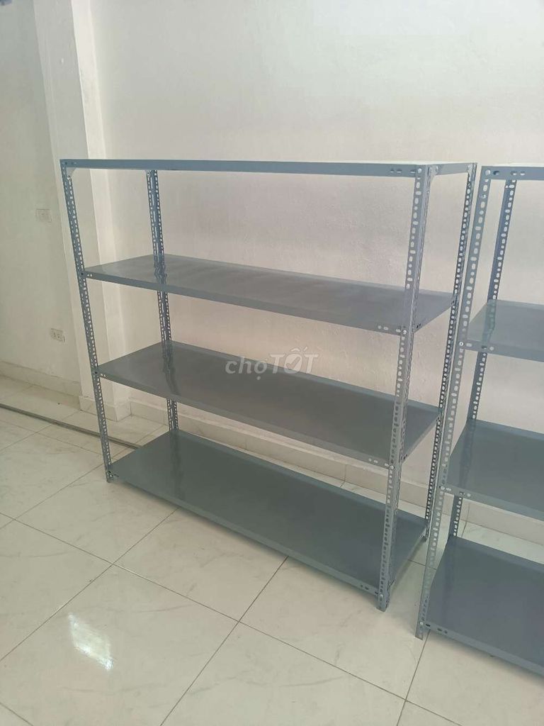 Kệ Sắt V Lỗ 4 Tầng Xám Dễ Lắp Ráp. Mua bán Tủ, kệ gia đình tại Quận Hoàng Mai Hà Nội được đăng bởi Hoang Ha hình 1