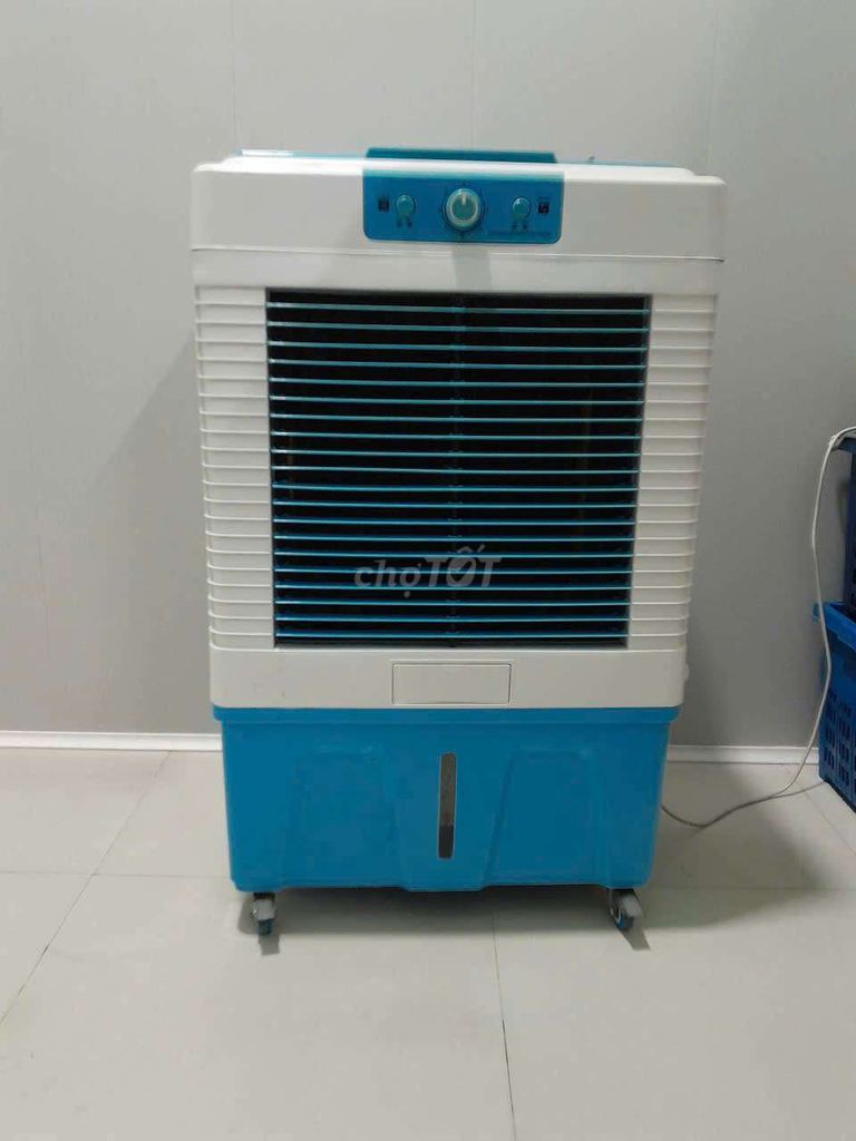 Quạt hơi nước Trắng, Xanh dương Đã sử dụng. Mua bán Quạt tại Thành phố Tam Kỳ Quảng Nam được đăng bởi Quang Nguyen hình 1