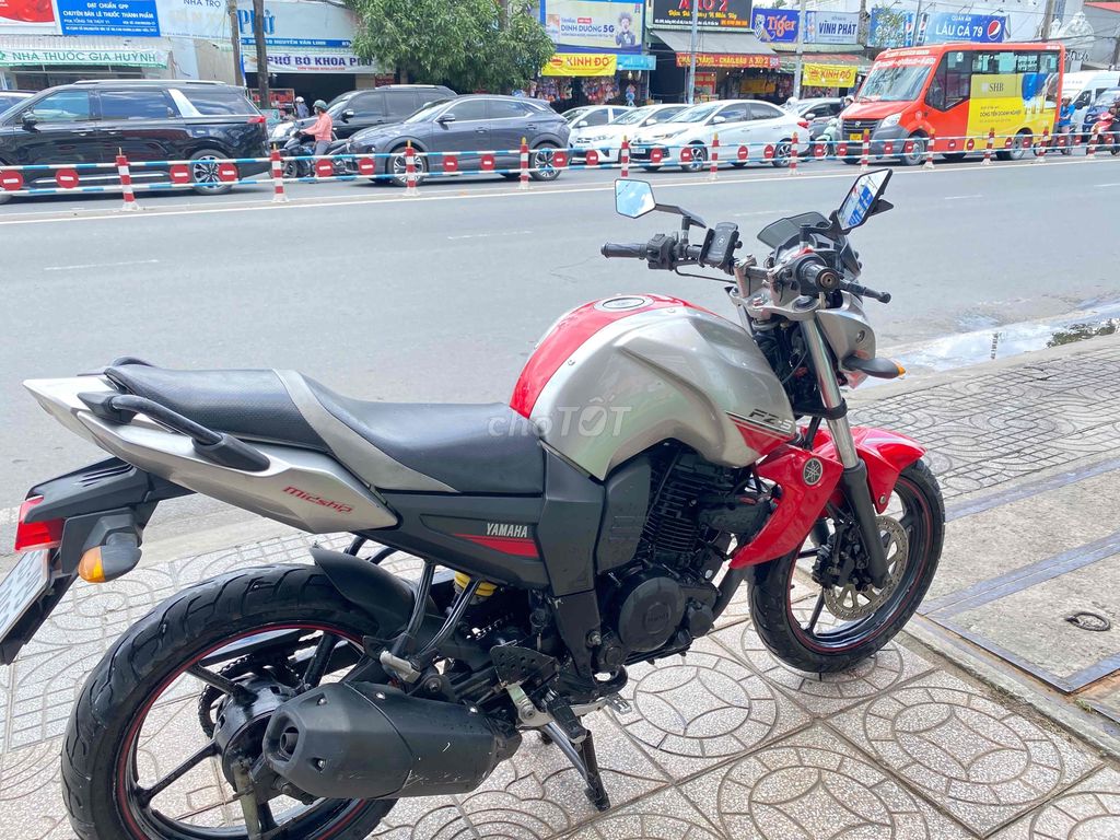 Yamaha FZ-S. Mua bán Xe máy tại Quận Ninh Kiều Cần Thơ được đăng bởi Hiếu hình 2