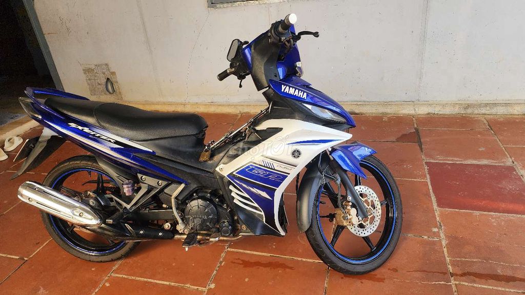 Yamaha Exciter 135 Xanh trắng Côn tay. Mua bán Xe máy tại Thành phố Đồng Xoài Bình Phước được đăng bởi Phạm Long hình 2