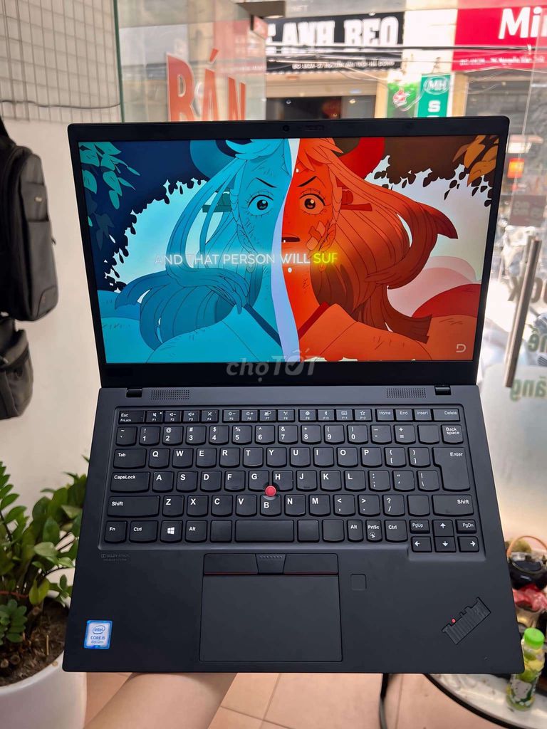 Lenovo ThinkPad X1 Carbon g7 Đen Như mới. Mua bán Laptop tại Quận 4 Tp Hồ Chí Minh được đăng bởi NGUYỄN PHI LONG hình 1