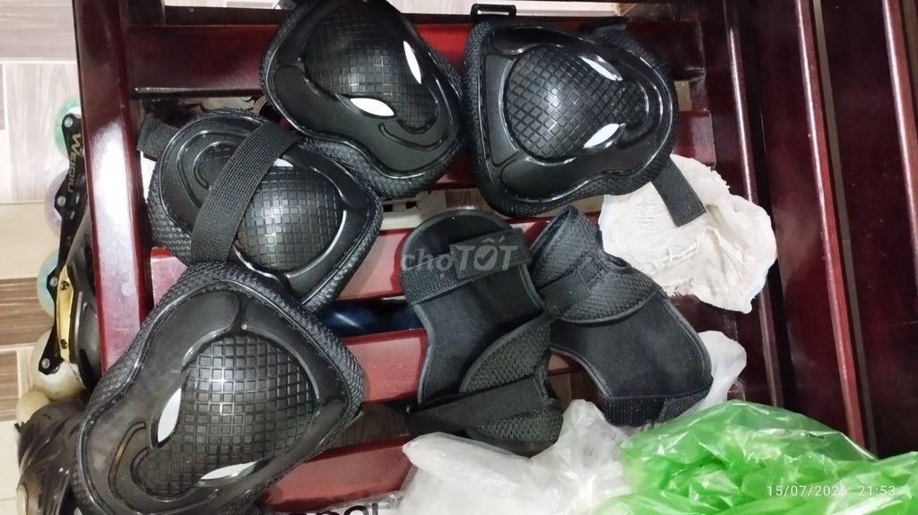 Giày patin Weiqiu 4 bánh phát sáng size 44. Mua bán Đồ thể thao, Dã ngoại tại Huyện Xuyên Mộc Bà Rịa - Vũng Tàu được đăng bởi Duy hình 1