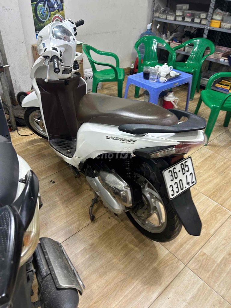 Honda Vision Белый