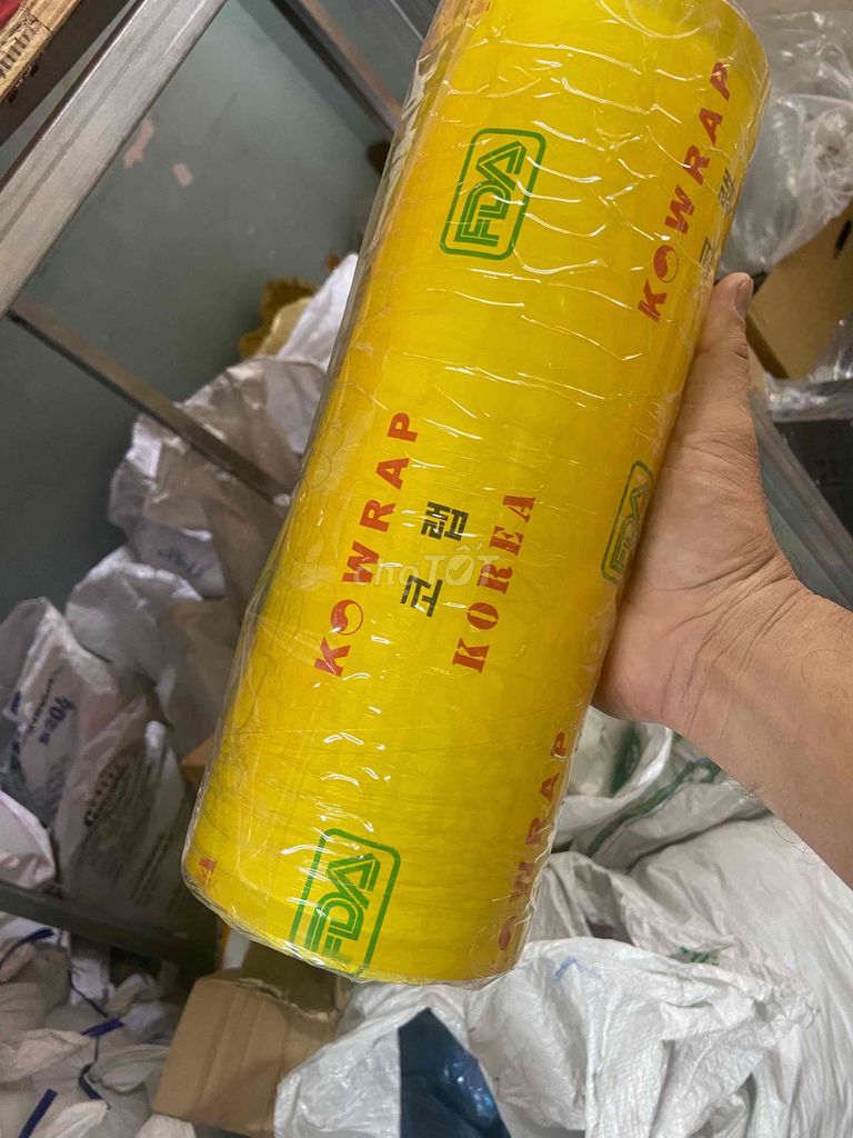 Lõi màng bọc thực phẩm Mango size 30cm x 500m