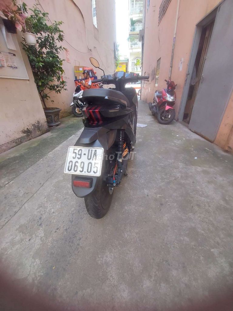 Xe máy điện Quantum S0 Đen. Mua bán Xe điện tại Quận 10 Tp Hồ Chí Minh được đăng bởi Hoá Nguyễn hình 2