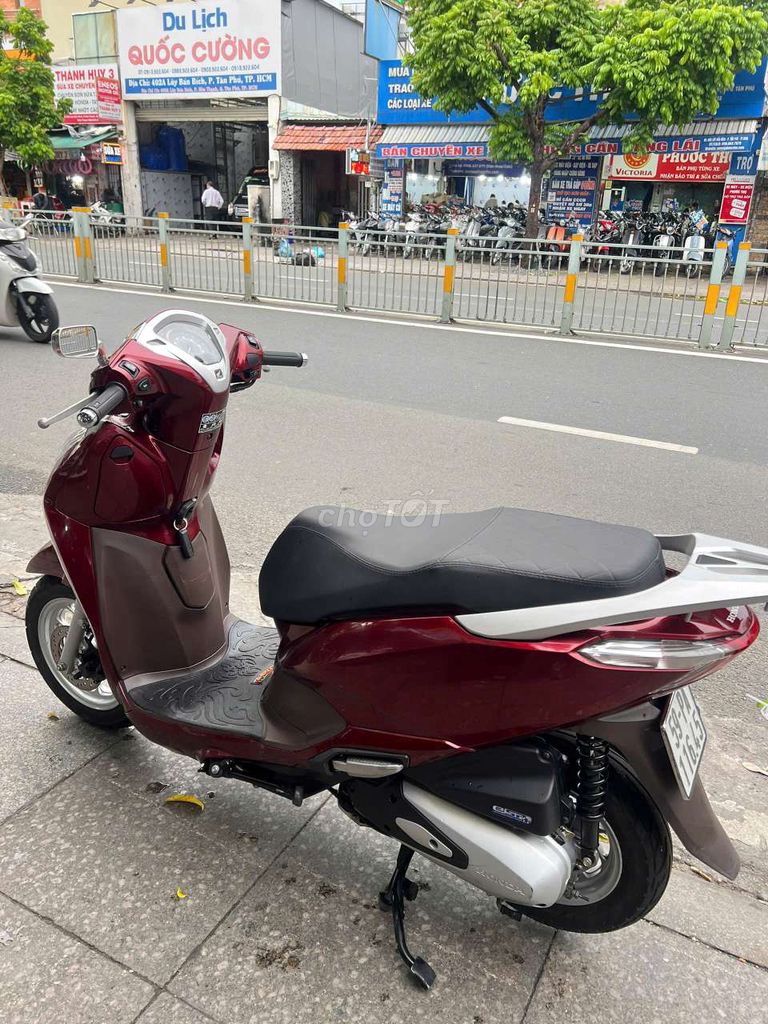 Светодиодный светильник Honda Lead 2024 4val красный 90% новый