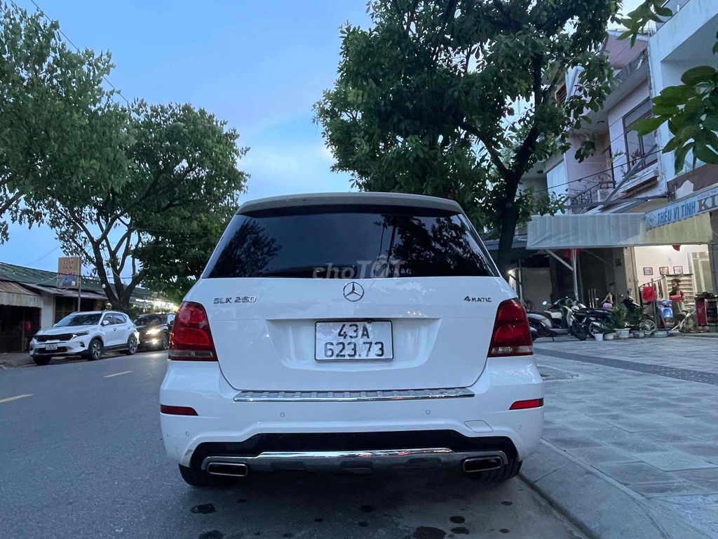 Mercedes Benz GLK Class 2013 250 AMG 4MATIC. Mua bán Ô tô tại Quận Cẩm Lệ Đà Nẵng được đăng bởi Lê Công Danh hình 4