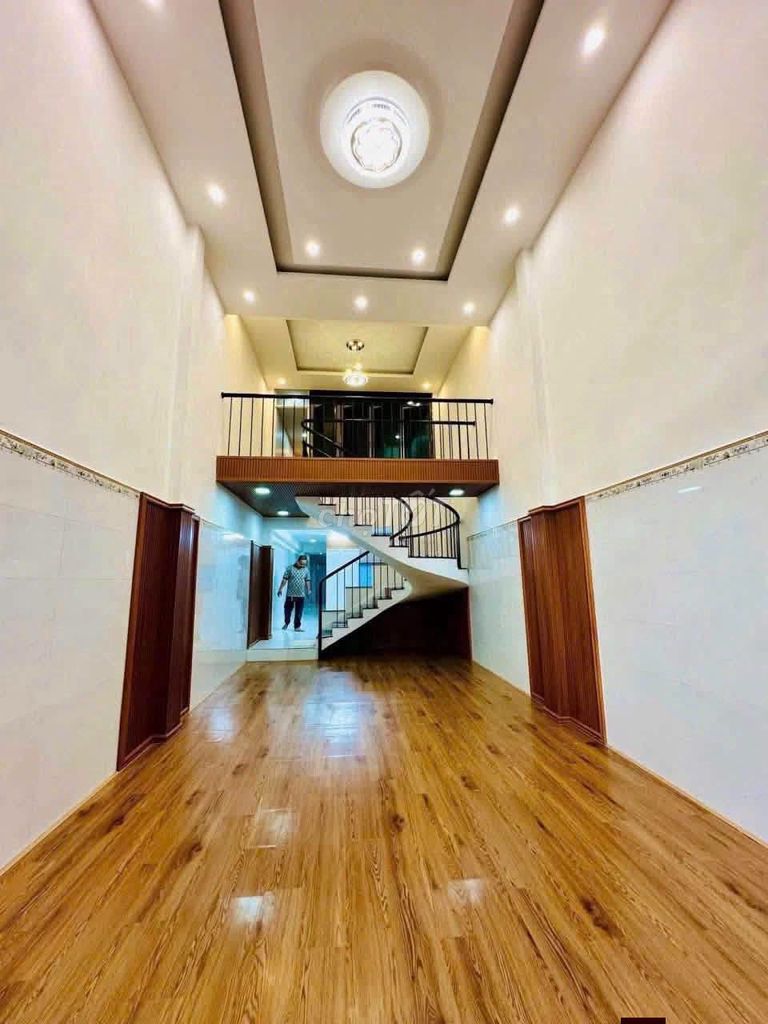 Rent · 3 bd · Quận Hải Châu, ул. Đường Tôn Đản