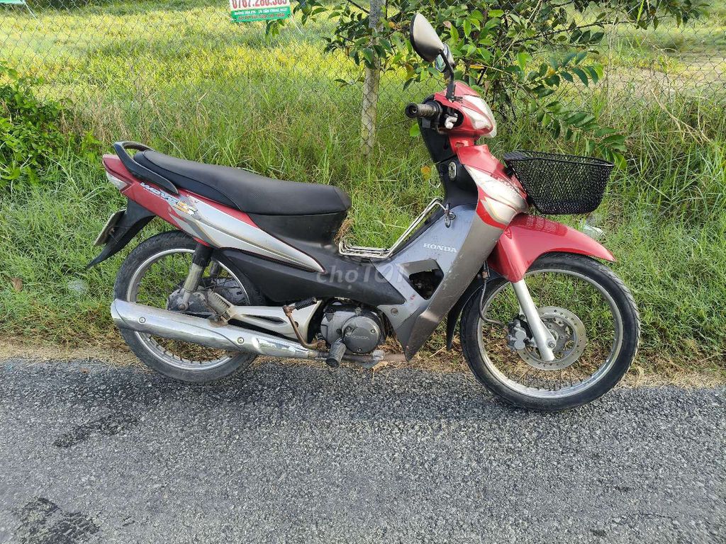 Honda Wave Đỏ Bạc. Mua bán Xe máy tại Huyện Cần Giuộc Long An được đăng bởi Phong Nguyen hình 1