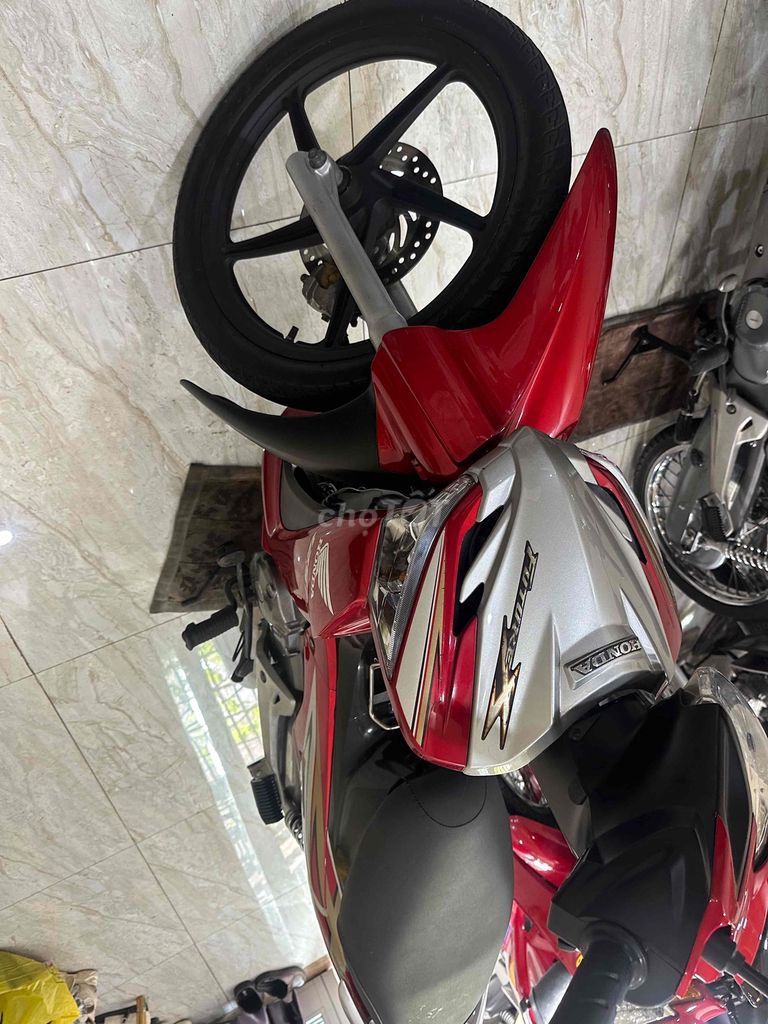 ha cảm tay xuất hóa đơn ra số mới ngay luôn.. Mua bán Xe máy tại Quận Phú Nhuận Tp Hồ Chí Minh được đăng bởi pham van vu hình 5