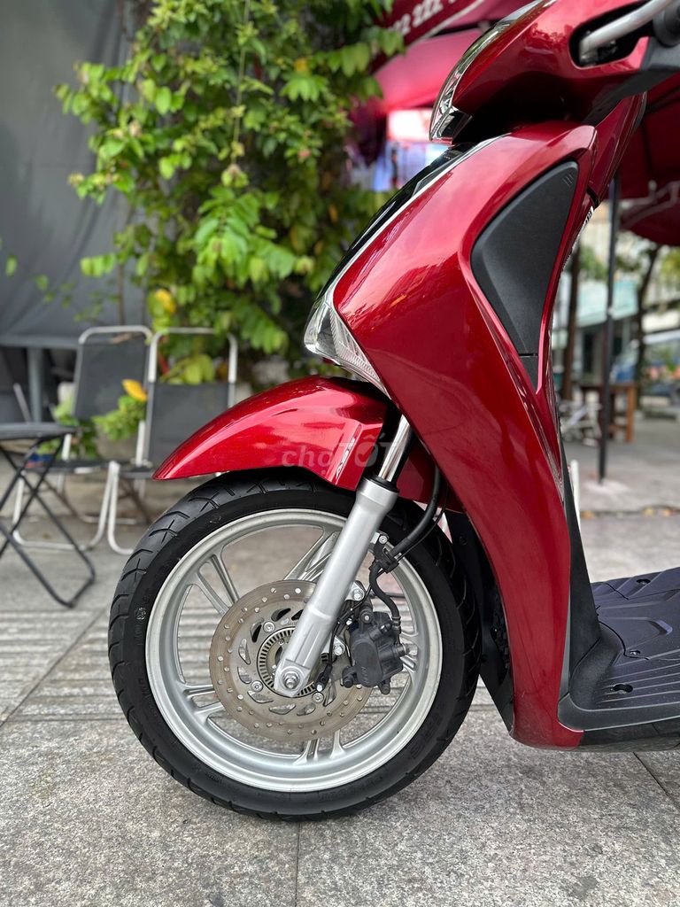 Honda SH 125i ABS 2019 Đỏ 11000 km. Mua bán Xe máy tại Quận Tân Phú Tp Hồ Chí Minh được đăng bởi VÕ MINH HẬU hình 17