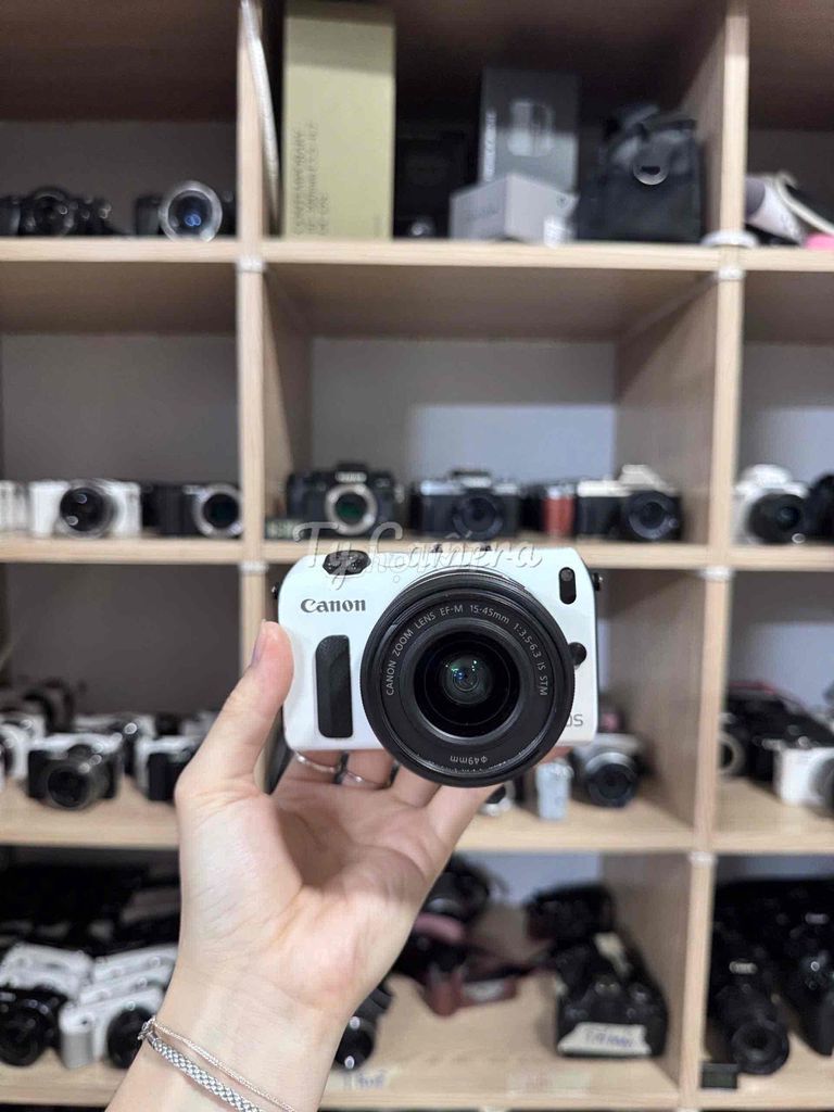 Máy ảnh Canon M1 Trắng Kit. Mua bán Máy ảnh, Máy quay tại Quận Liên Chiểu Đà Nẵng được đăng bởi Ty camera  Đà Nẵng hình 1