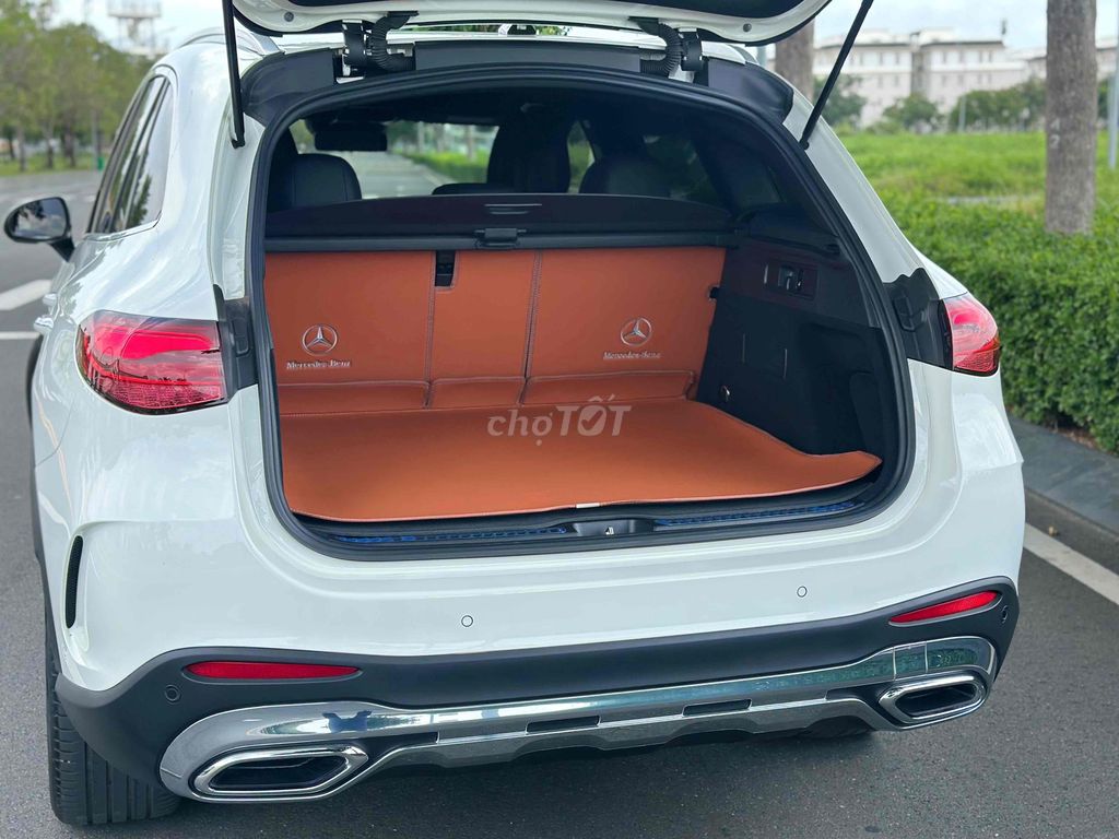 Mercedes GLC 300 4Matic 2024 - mới 99%. Mua bán Ô tô tại Thành phố Thủ Đức Tp Hồ Chí Minh được đăng bởi THẮNG NGUYỄN hình 10