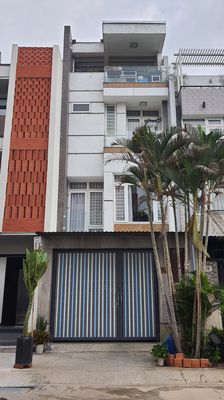 Bán nhà mặt tiền đường 57