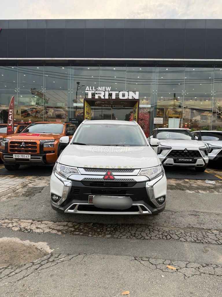 Mitsubishi Outlander 2020 2.0 CVT - 96300 km. Mua bán Ô tô tại Quận Tân Phú Tp Hồ Chí Minh được đăng bởi Xe Lướt Chính Hãng Mitsubishi hình 3