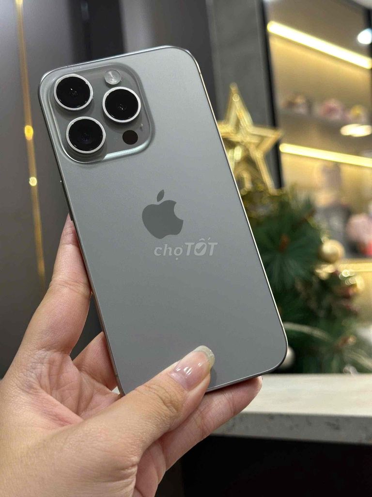 Apple iPhone 15 Pro 256GB Natural Titanium Mỹ 99%. Mua bán Điện thoại tại Quận 8 Tp Hồ Chí Minh được đăng bởi TRƯỜNG MOBILE  hình 1