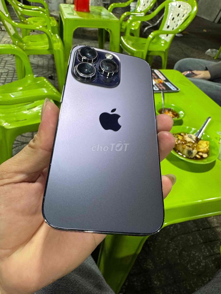 Apple iPhone 14 Pro 128GB Tím VN/A. Mua bán Điện thoại tại Huyện Mang Thít Vĩnh Long được đăng bởi Nhí cái nhum hình 1