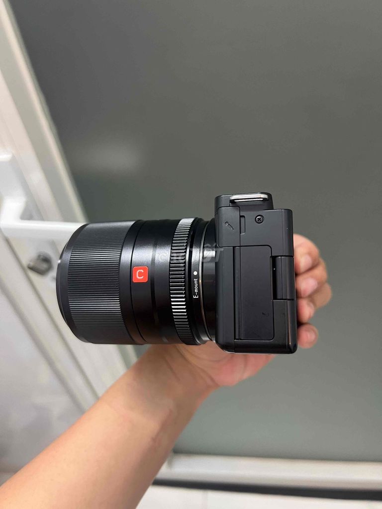 Máy ảnh Sony ZV-E10 Đen. Mua bán Máy ảnh, Máy quay tại Thành phố Thuận An Bình Dương được đăng bởi Son Nguyen hình 1