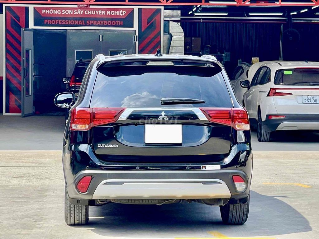 Outlander 2020 2.0 CVT - 22000km chủ đi ít giữ kỹ. Mua bán Ô tô tại Quận 8 Tp Hồ Chí Minh được đăng bởi Trường Nguyễn Chợ Tốt Xe Official Mall hình 5