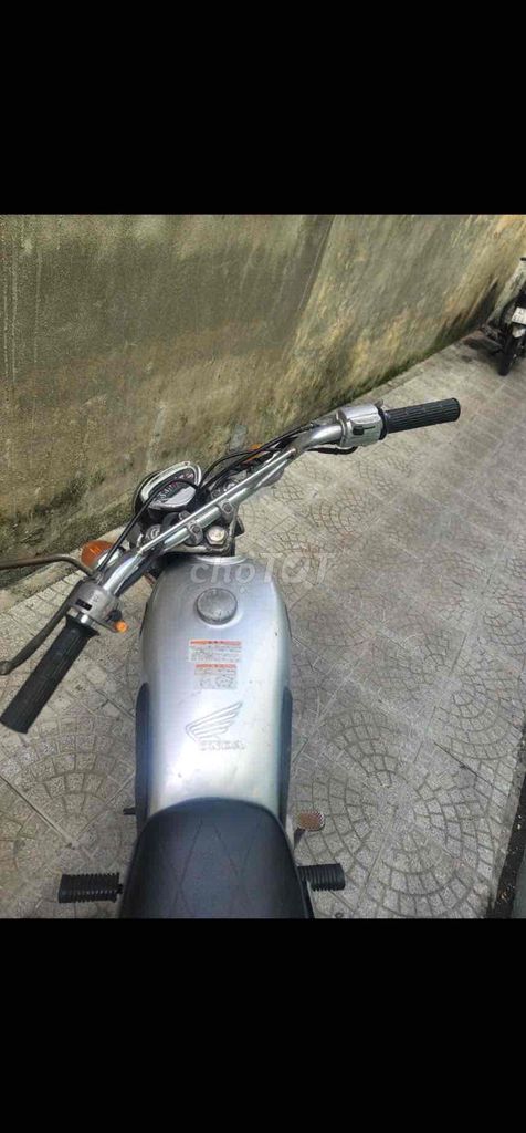 ít đi cần bán honda 68 đẹp máy êm mạnh. Mua bán Xe máy tại Quận Thanh Khê Đà Nẵng được đăng bởi Thi hình 5