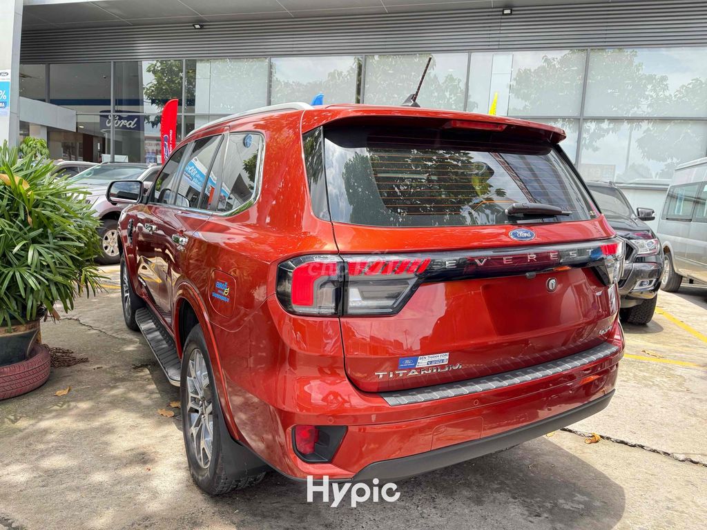Everest 2023 Titanium AT 4x4 nội thất nâu hiếm.. Mua bán Ô tô tại Quận 1 Tp Hồ Chí Minh được đăng bởi Quynh Nguyen hình 3
