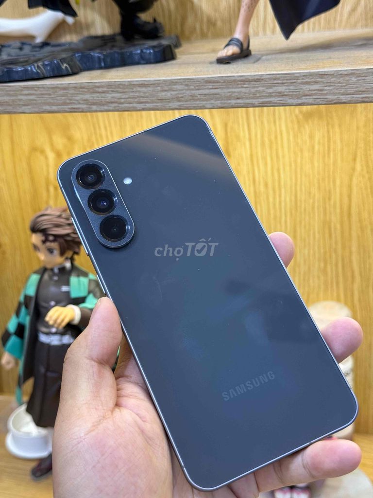 Samsung A56 12GB/256GB Đen 5G 99%. Mua bán Điện thoại tại Quận 10 Tp Hồ Chí Minh được đăng bởi Hậu Lưu hình 1