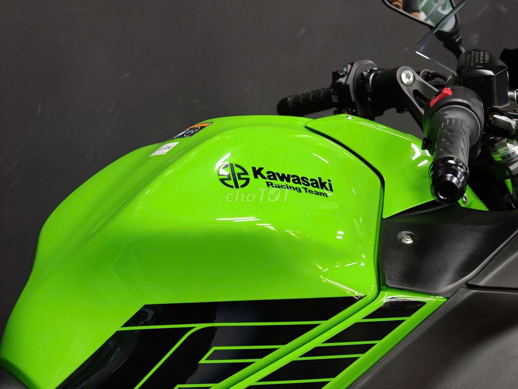 NINJA 650 CHẠY LƯỚT 41KM BẢO HÀNH 02 NĂM CHƯA ĐKBS. Mua bán Xe máy tại Quận Tây Hồ Hà Nội được đăng bởi Tu Phamanh hình 2