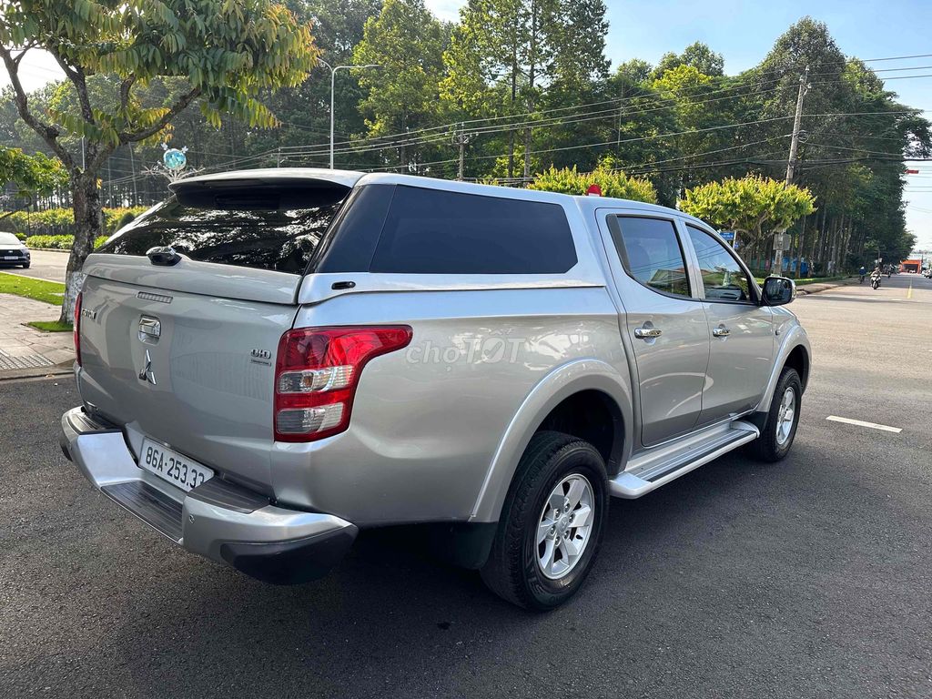 Bán Tải Triton 2017 số tự đông siêu bền tiết kiệm. Mua bán Ô tô tại Thành phố Long Khánh Đồng Nai được đăng bởi Cửa Hàng Xe Máy Thái Phong hình 8