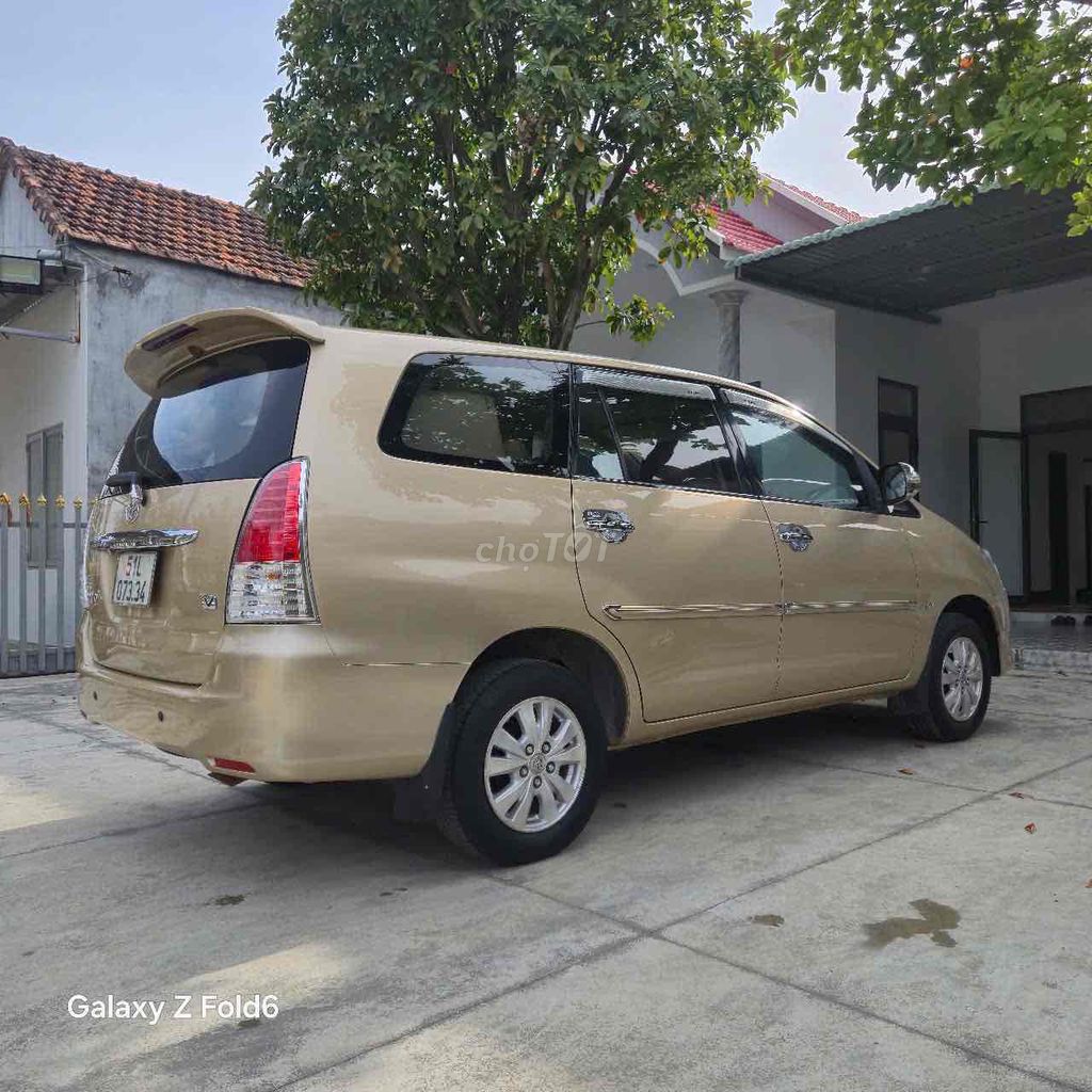 Toyota Innova 2009 G - 126000 km