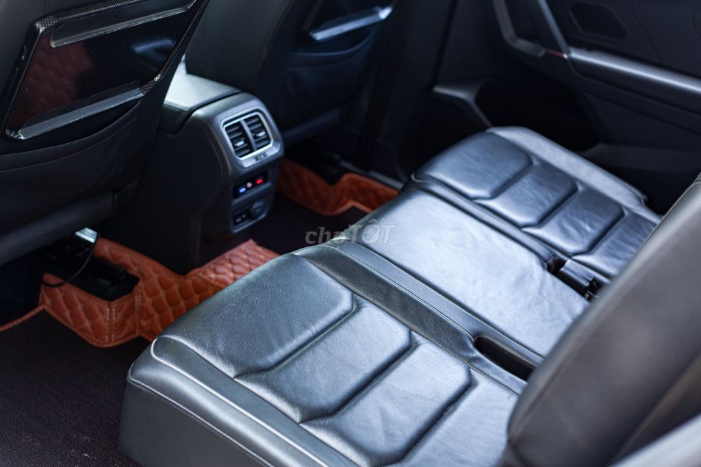 Volkswagen Tiguan Allspace 2018 Đen. Mua bán Ô tô tại Thành phố Thủ Đức Tp Hồ Chí Minh được đăng bởi H2T Auto hình 12