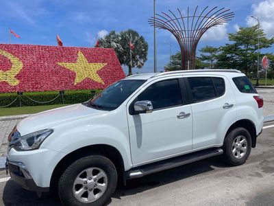 Isuzu Mu X 2019 - 160000 km. Mua bán Ô tô tại Huyện Núi Thành Quảng Nam được đăng bởi Võ Thành Long