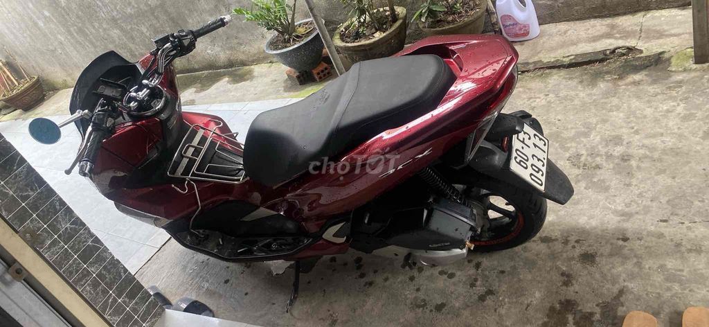 Bán PCX 125, chạy ít. Mua bán Xe máy tại Quận Long Biên Hà Nội được đăng bởi thân hình 1