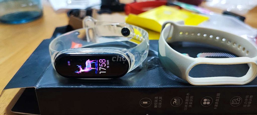 Vòng tay chạy bộ Miband 5 - hộp sạc cáp, quà tặng