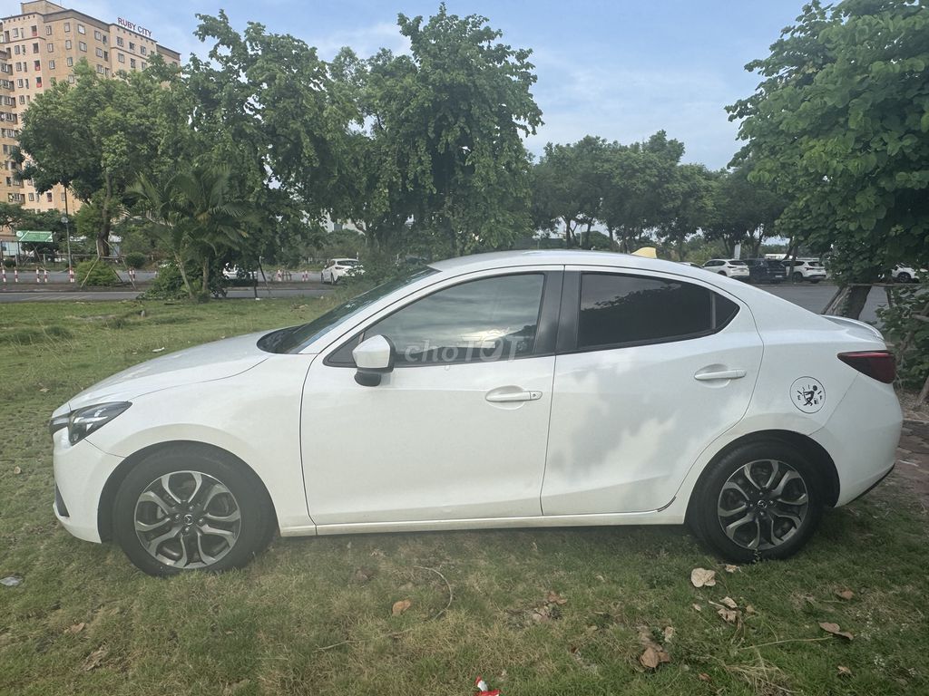 Mazda 2 2017  1.5 AT Sedan - 85000 km. Mua bán Ô tô tại Quận Long Biên Hà Nội được đăng bởi Lê Ánh Nguyệt hình 7