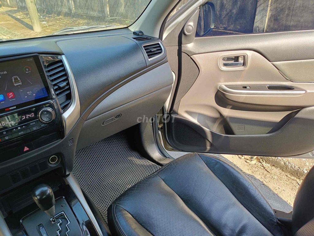 Triton Mivec tự động 2 cầu 2017. Mua bán Ô tô tại Quận Hà Đông Hà Nội được đăng bởi Hiệp Xoăn Hà Đông hình 6