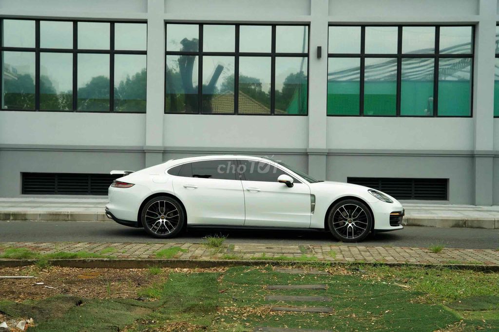 Porsche Panamera 2023 4 Executive - Bank 90%. Mua bán Ô tô tại Quận 7 Tp Hồ Chí Minh được đăng bởi PHÁT ĐẠT LUXURY CAR hình 9