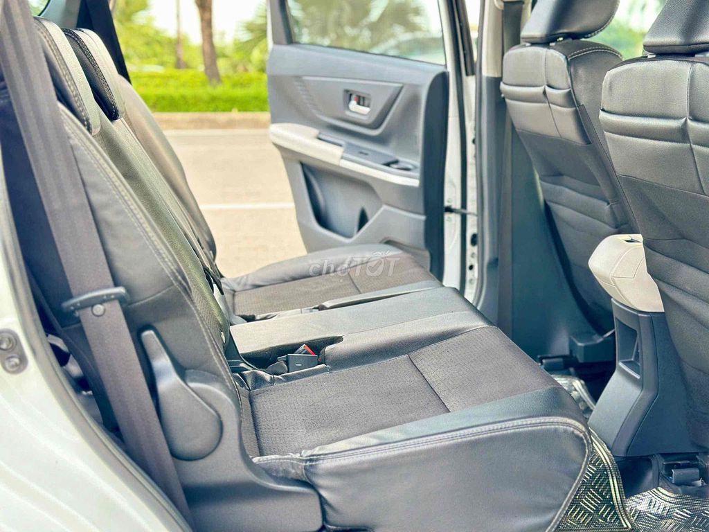 Cần Bán Toyota Veloz Cross 2022 CVT ,số Tự động ☎️. Mua bán Ô tô tại Quận Hoàng Mai Hà Nội được đăng bởi Anh Tuy hình 13