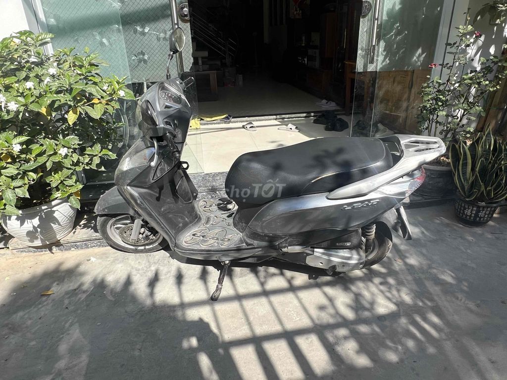 Dư xe em bán Honda lead. Mua bán Xe máy tại Quận Hải An Hải Phòng được đăng bởi Hitech 689 hình 1