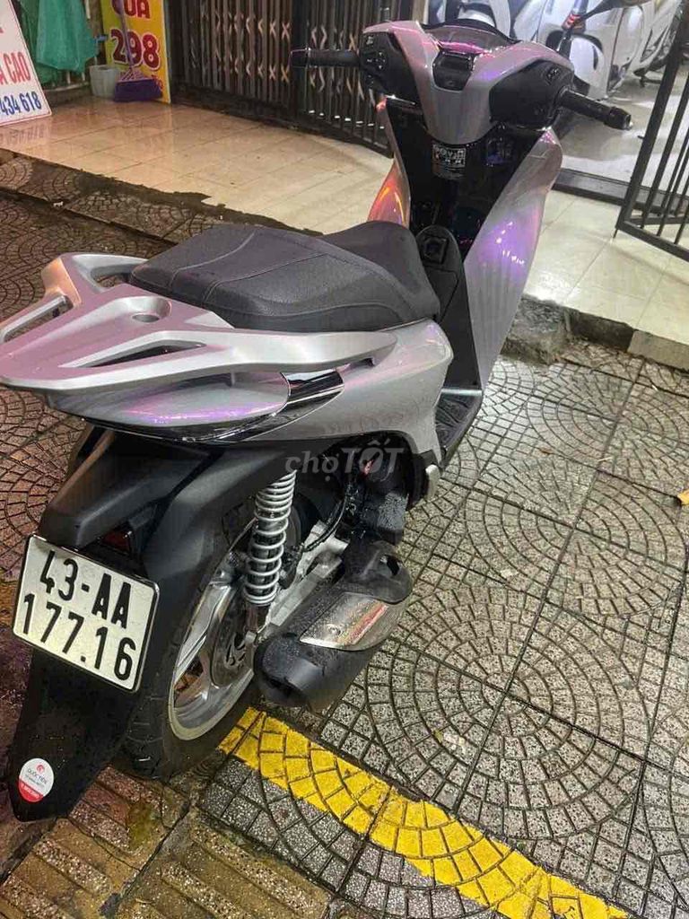 😍sh 2025 bs 43 1000km như mới 💸 𝐆𝐢á 𝐛á𝐧 : 76,5 trị. Mua bán Xe máy tại Quận Cẩm Lệ Đà Nẵng được đăng bởi Đỗ Thanh phương hình 6