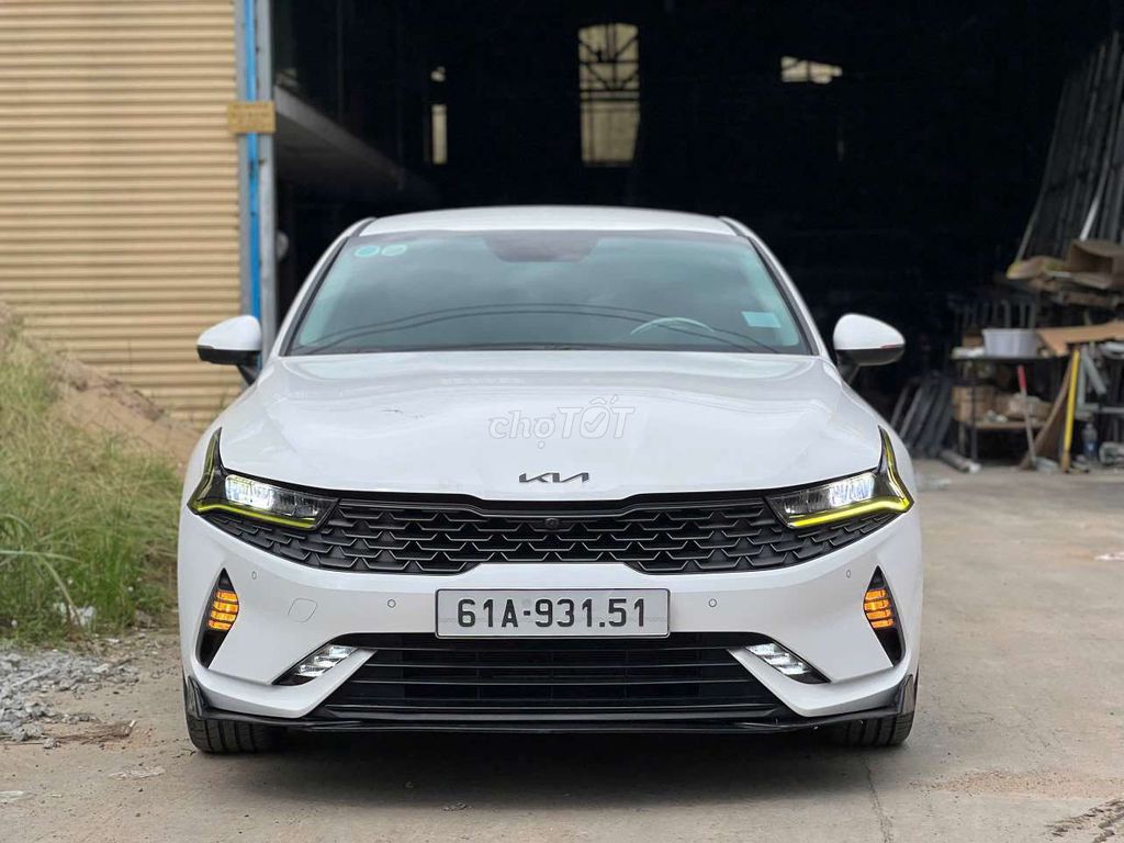 KIA K5 2023 Luxury 8000 km Trắng. Mua bán Ô tô tại Thành phố Thủ Đức Tp Hồ Chí Minh được đăng bởi BÌNH VÌNH PHÚ CHUYÊN XE LƯỚT BAO TEST HÃNG  hình 1