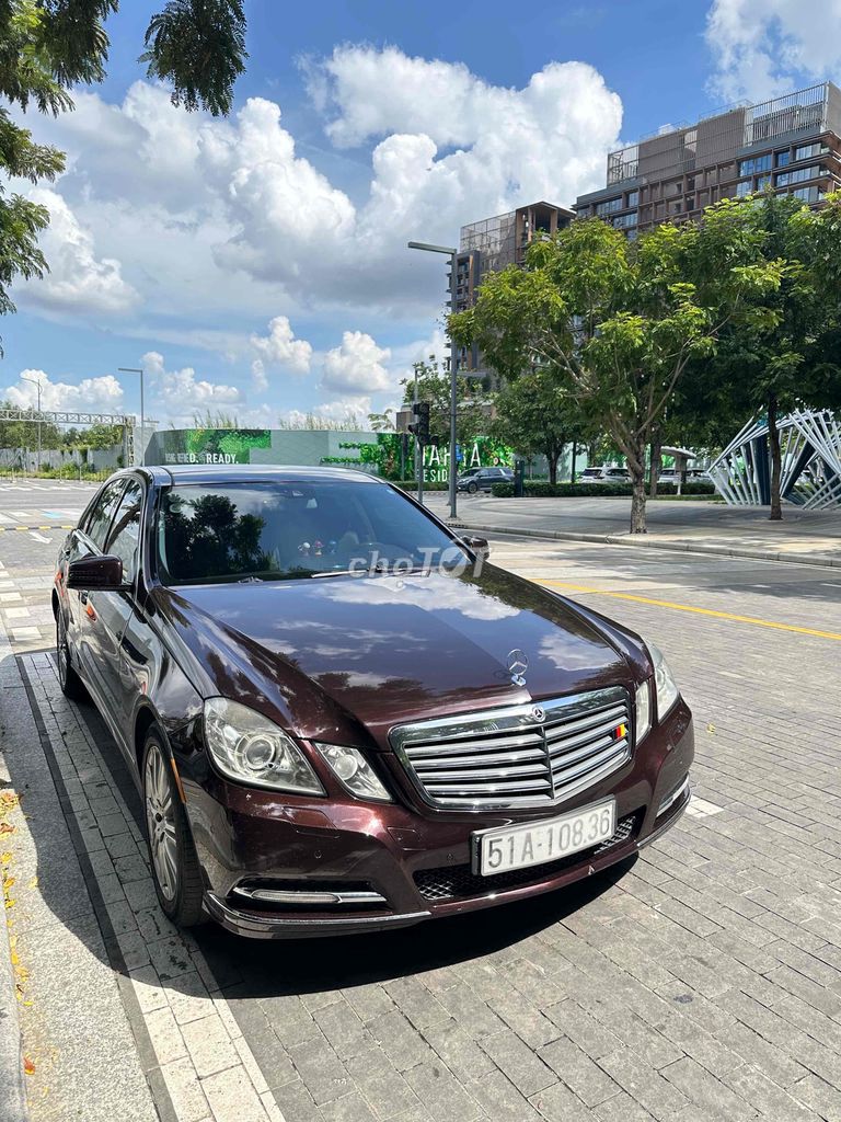 Mercedes Benz E300 2010 Elegance 1 chủ từ đầu. Mua bán Ô tô tại Quận 11 Tp Hồ Chí Minh được đăng bởi Lâm Bình hình 2
