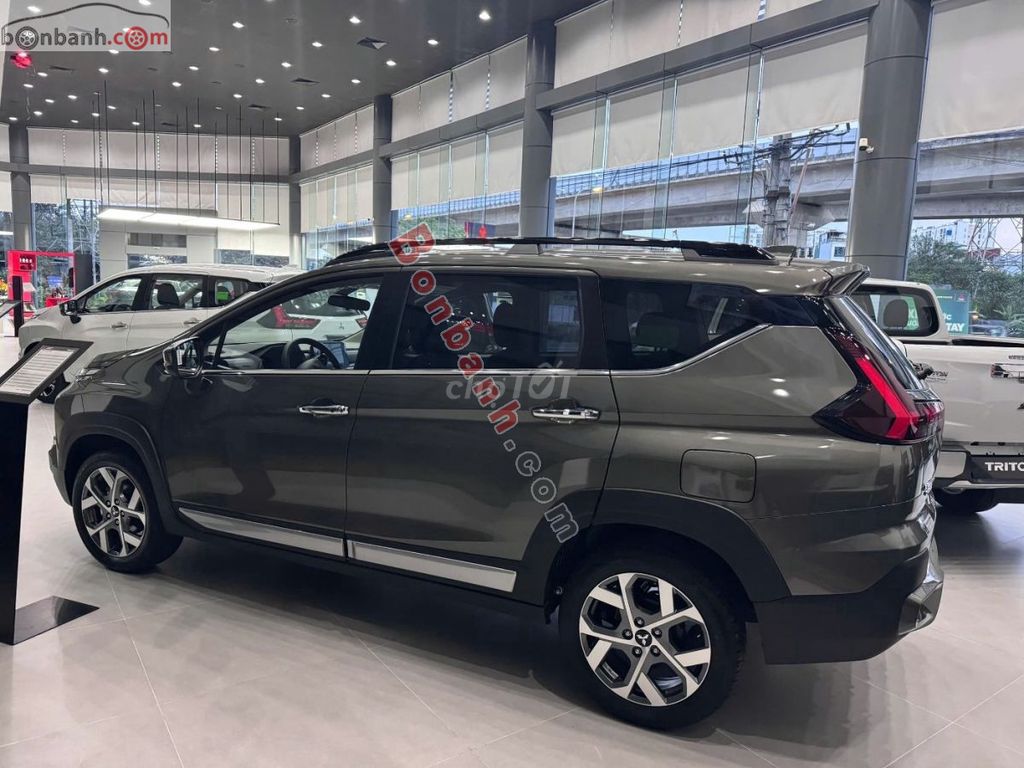 Xpander Cros. Mua bán Ô tô tại Quận Hà Đông Hà Nội được đăng bởi Xe Mitsubishi Giá Tốt Nhất  hình 3