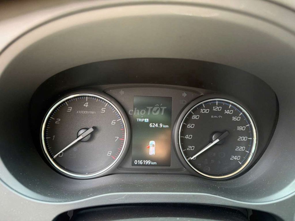 Mitsubishi Outlander CVT 2024 Màu Đen - Odo 16.200. Mua bán Ô tô tại Thành phố Thủ Đức Tp Hồ Chí Minh được đăng bởi Mitsubishi Chính Hãng hình 12