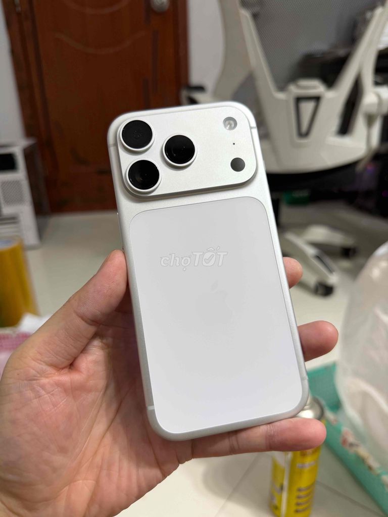 17pro 512 Trắng LL quốc tế pin 100 like new. Mua bán Điện thoại tại Quận 11 Tp Hồ Chí Minh được đăng bởi MT Store hình 1