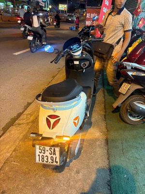 YADEA M6i ĐỜI MƠI LƯỚT 500km NHƯ NEW CHÍNH CHỦ. Mua bán Xe điện tại Quận Tân Phú Tp Hồ Chí Minh được đăng bởi PHẠM TUẤN MUA BÁN XE ĐIỆN